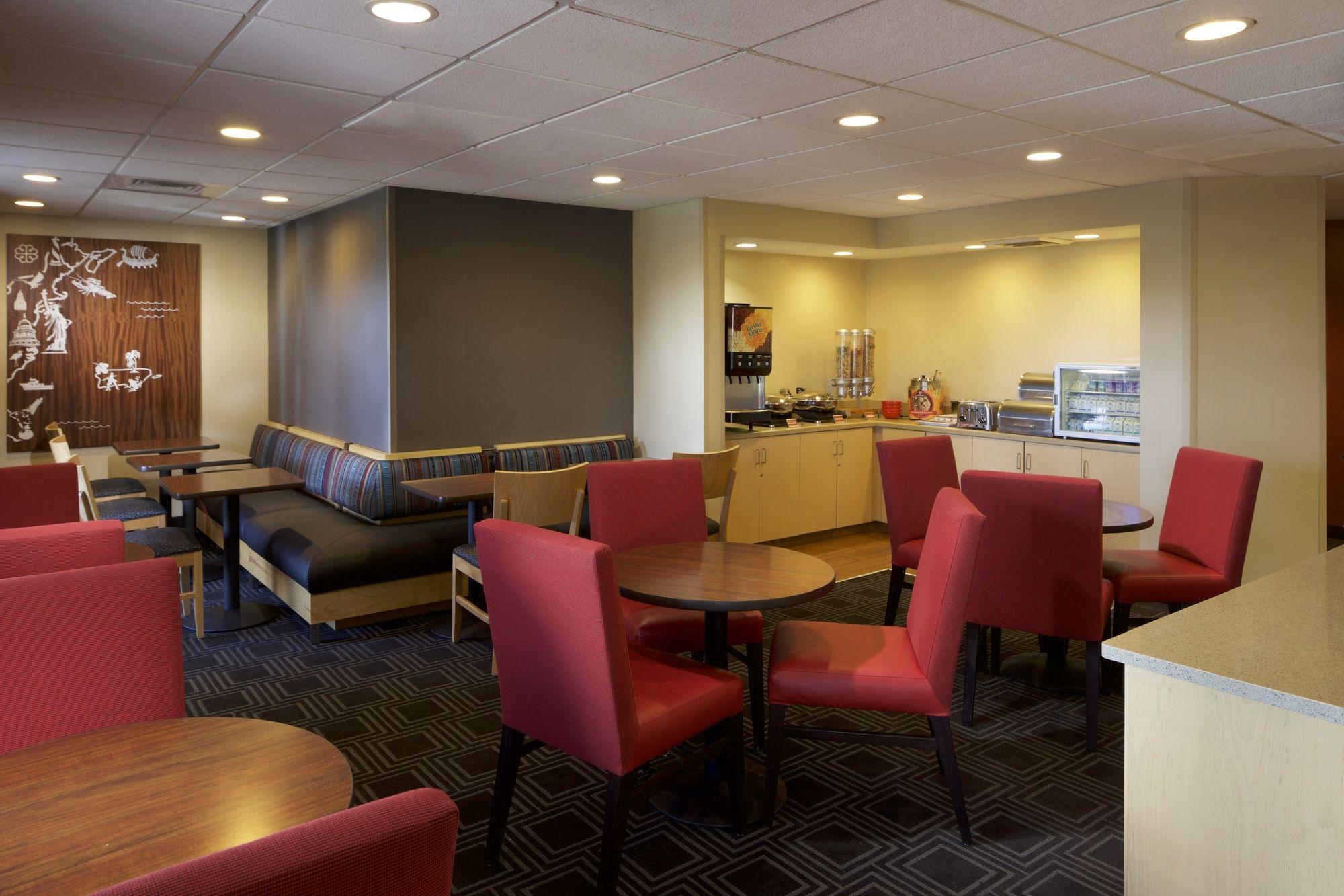 Towneplace Suites By Marriott Jacksonville Exteriör bild