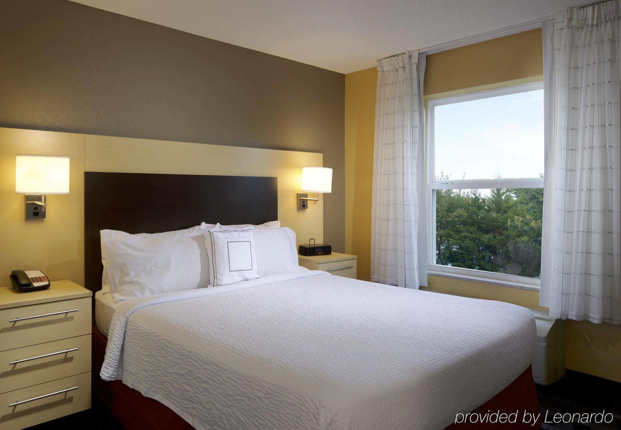 Towneplace Suites By Marriott Jacksonville Exteriör bild